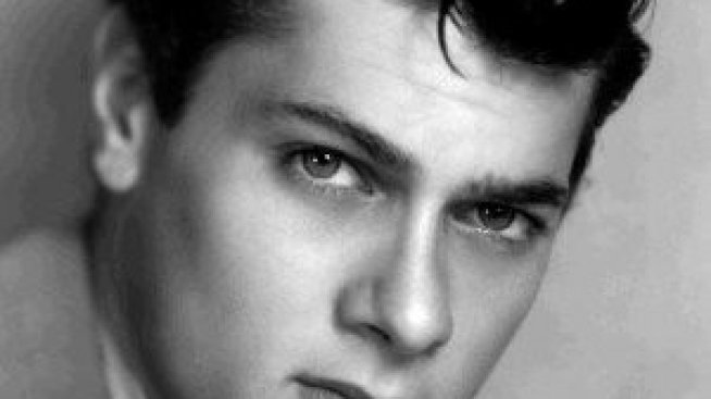 Колекцията с произведения на изкуството на Тони Къртис ще бъде продадена на търг