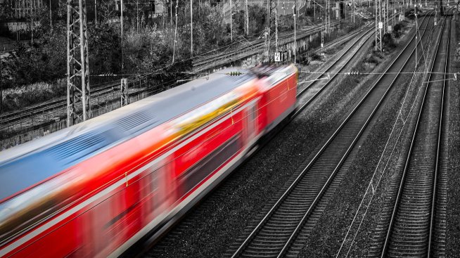 Правителството одобри договора с Alstom за 35 нови електрически влака