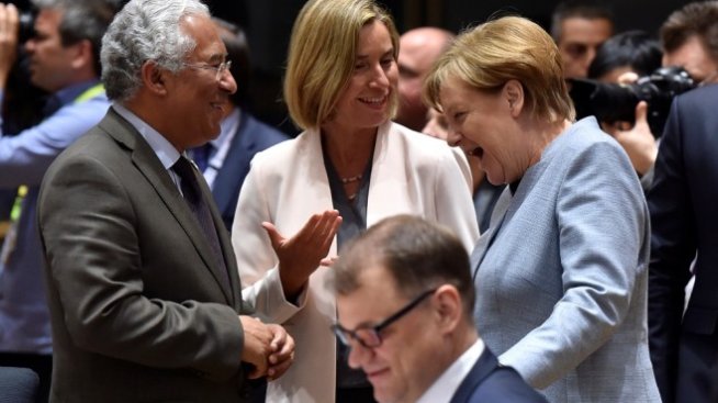 Правата на гражданите ще бъдат основна тема в преговорите за Brexit*