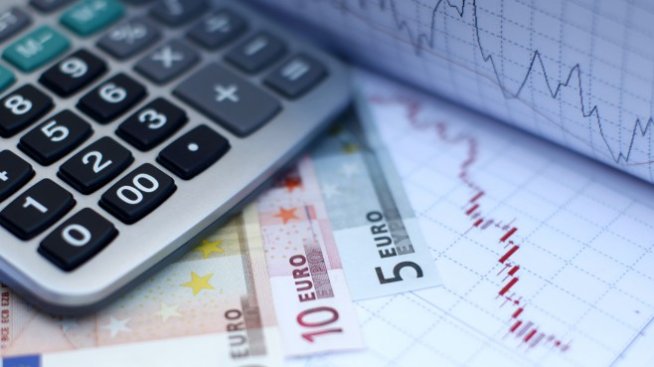 Оборотът от търговията на дребно нараства с 0,3% през март