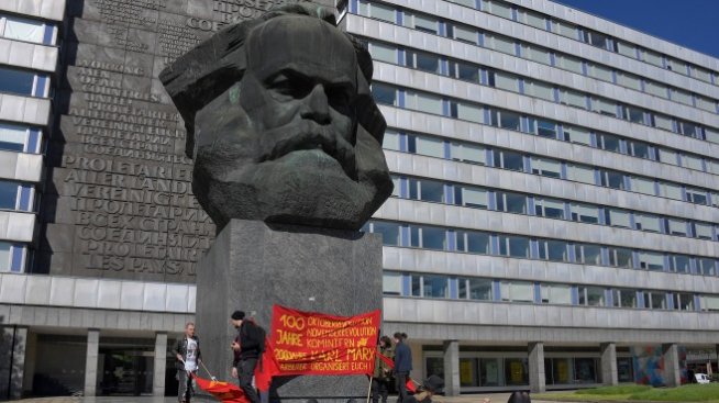Изненада: Карл Маркс е популярен сред младите