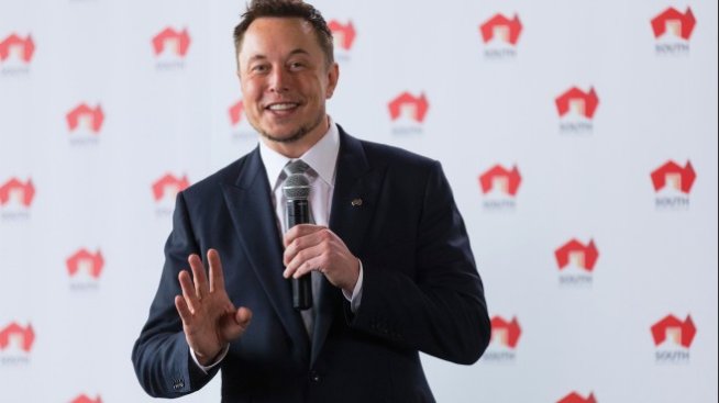 Въпреки загубата на Tesla Мъск получава рекордно много пари