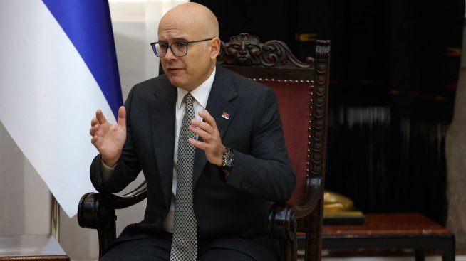 Премиерът на Сърбия Милош Вучевич подаде оставка