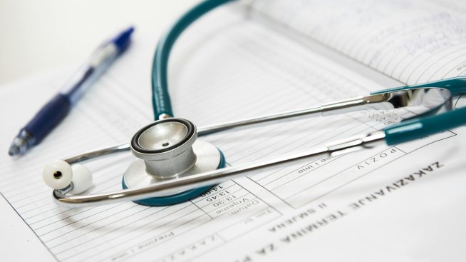 Кой трябва да се договаря с НЗОК?