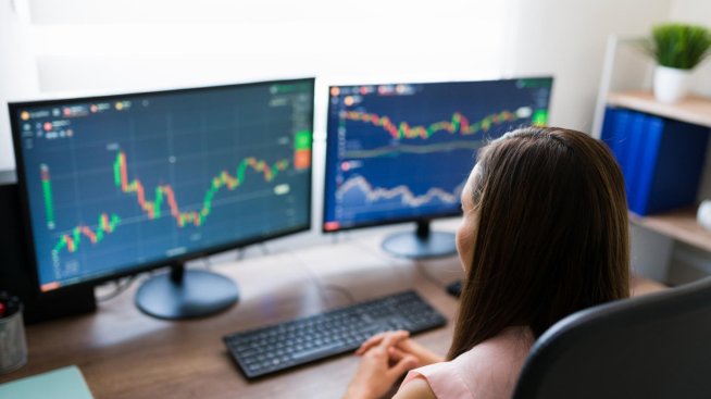 БАЛИП и БАУД обявяват курсове за брокери и инвестиционни консултанти