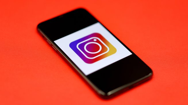 Meta използва AI за откриване на тийнеджърски акаунти в Instagram