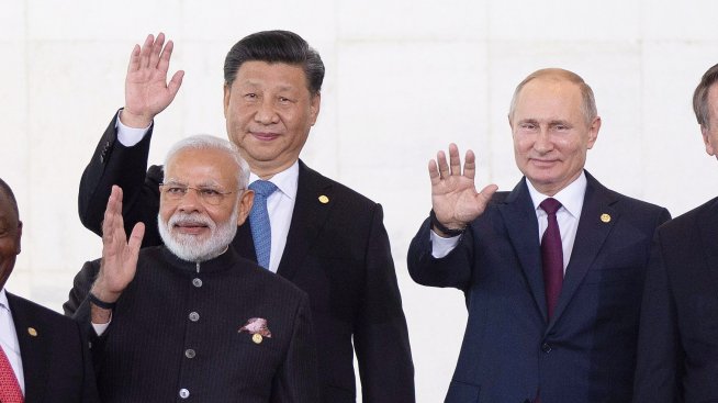 Съюзът Русия-Индия-Китай може да се окаже твърде крехък без натиска на САЩ