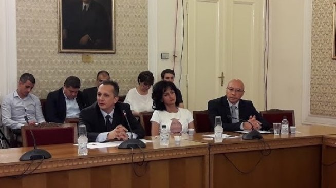 Пенсионните фондове, емитентите на БФБ: Какви ще са приоритетите на зам.-председателите на КФН