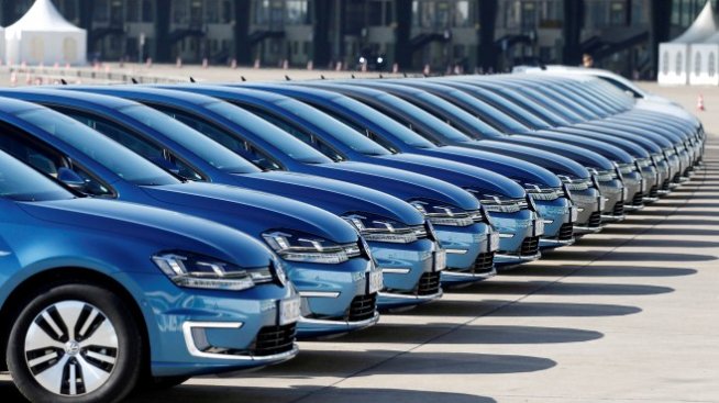 Дизелите на VW без нов софтуер губят регистрацията си   
