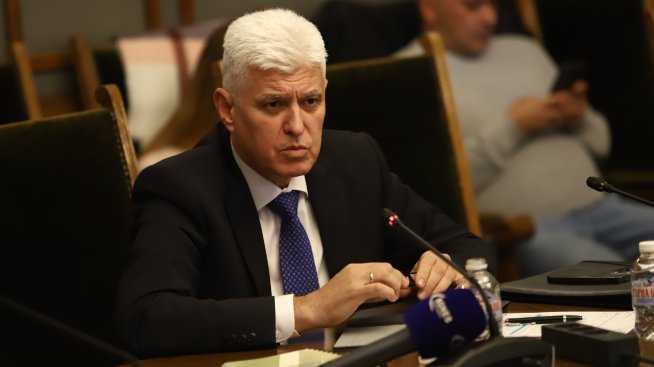 Димитър Стоянов: Украйна иска боеприпаси, бронетанкова техника и ракетни комплекси