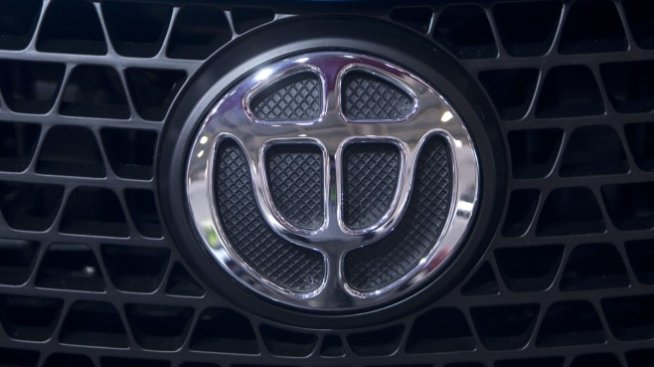 BMW увеличава дела си в своето съвместно предприятие в Китай до 75%