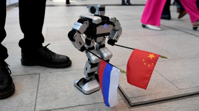 Втората студена война явно започна през февруари