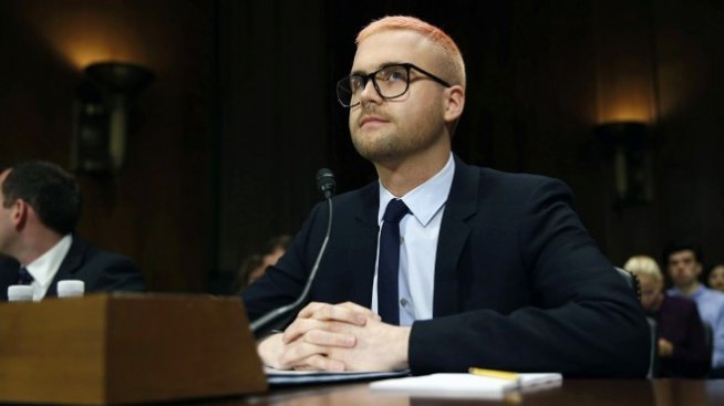 Cambridge Analytica е знаела дали човек ще гласува според дрехите, които харесва