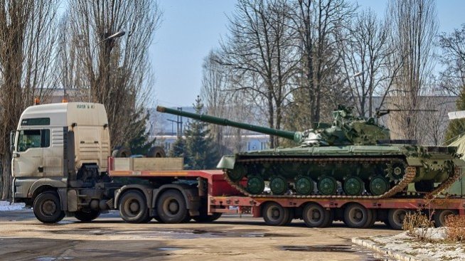 Как ще се ремонтира украинската военна техника в България?