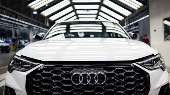 Audi запазва предпазливи перспективи въпреки силното първо полугодие
