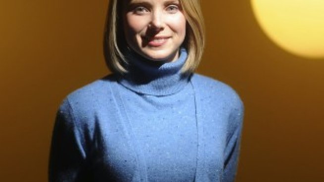 Шефката на Yahoo се противопоставя на акционерите