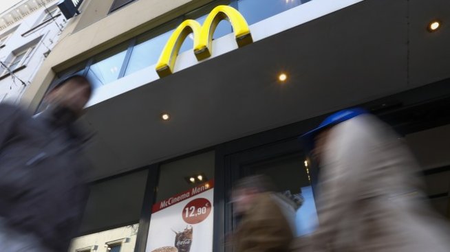 McDonald's постепенно ще спира използването на антибиотици в пилешкото месо