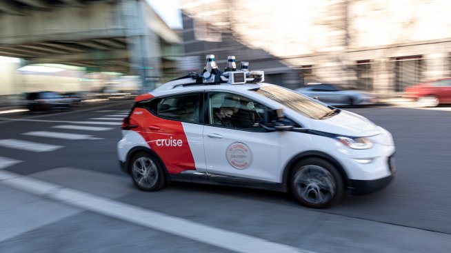General Motors се отказа от голямата си мечта за роботаксита