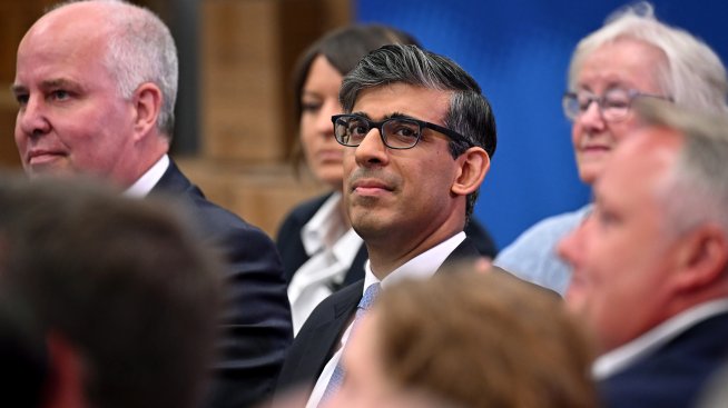 Британските консерватори се сблъскват с най-слабата си предизборна кампания