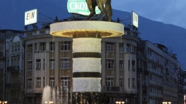 Посланикът на ЕС в Македония се извини, че е нарекъл македонците славяни