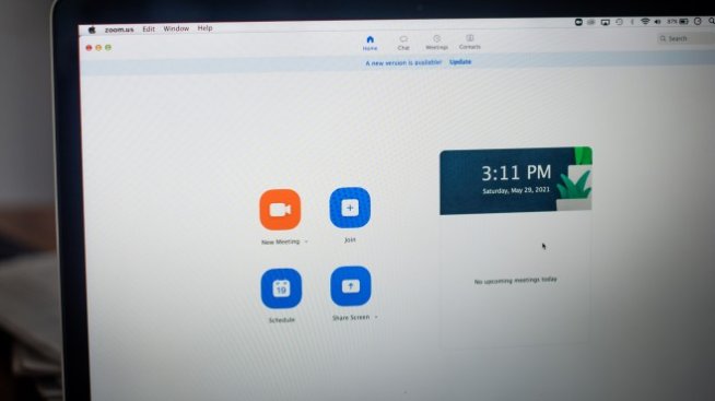 Ерата на домашния офис увеличи трикратно приходите на Zoom