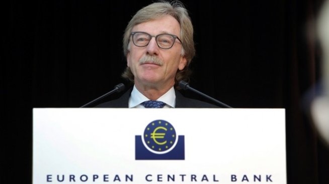 Ив Мерш: ЕЦБ все още изпитва опасения за лошите банкови заеми