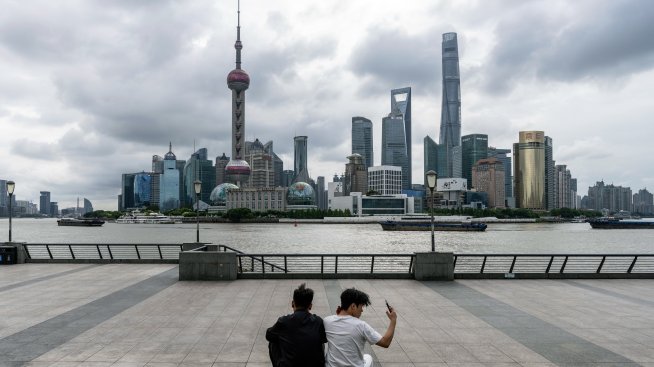 Китай обеща да поддържа стабилността на финансовите пазари и да задълбочи реформата на юана