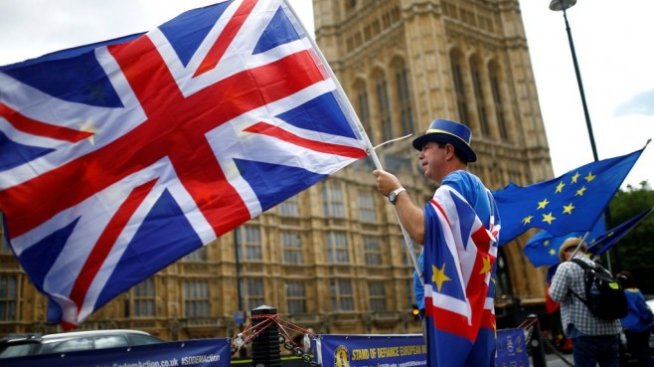 Тереза Мей ще поиска повече време за сделката за Brexit