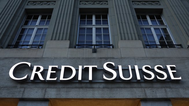 UBS придобива Credit Suisse и поема загуби до 5 млрд. франка