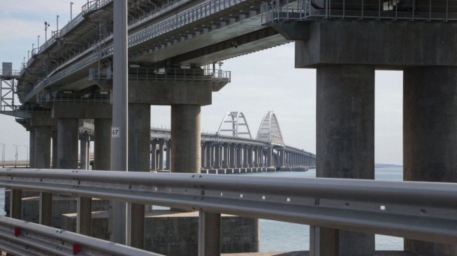 Путин определи атаката срещу Кримския мост като терористична и обеща отговор