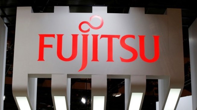 Lenovo иска да поеме контрол над бизнеса на Fujitsu с компютри