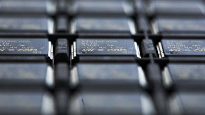 Arm и Qualcomm влизат в съдебна схватка заради договорни нарушения
