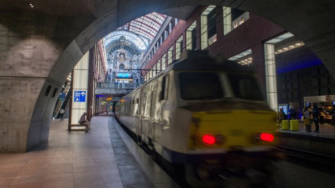 Eurostar стартира директна линия Лондон-Антверпен в средата на декември