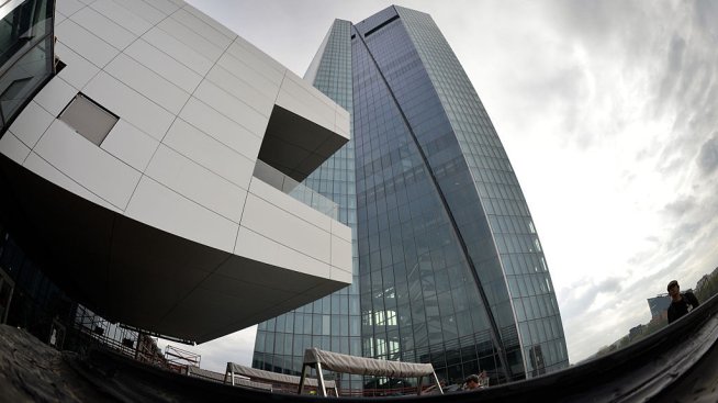 Гълъби срещу ястреби: Напрежението в ЕЦБ расте преди следващото лихвено решение