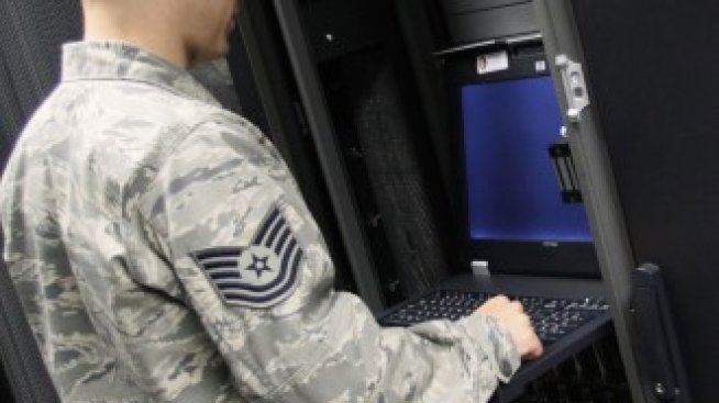 Пентагонът плаща 50 млн. долара заради пиратски софтуер