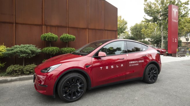 Tesla отчита 18% ръст на продажбите на произведени в Китай модели през януари