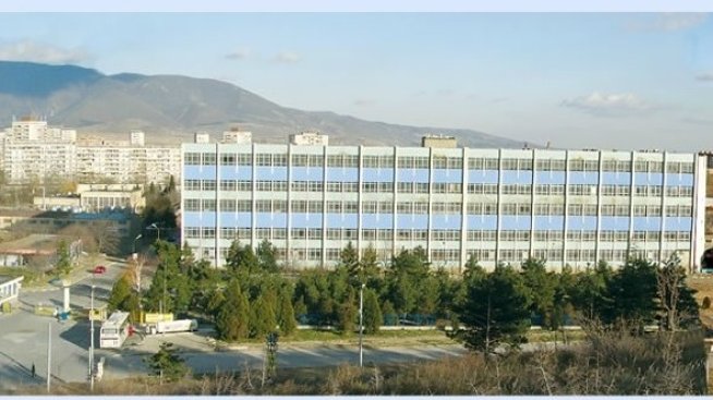 Синергон холдинг АД отправя търгово към акционерите на Светлина АД