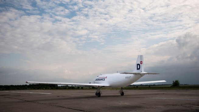 Компания от ОАЕ ще тества самолета на Dronamics за логистичната си мрежа