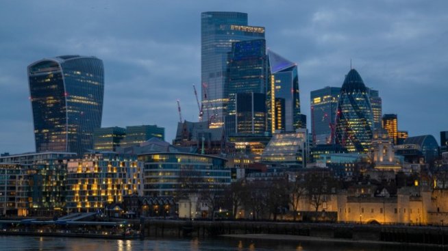 Жилищата в Лондонското сити поевтиняват с 10,8% в годината до края на януари