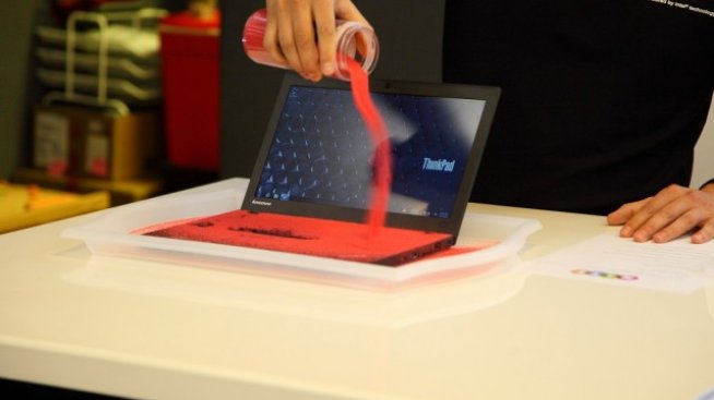 ThinkPad на Lenovo издържа успешно crash тестове