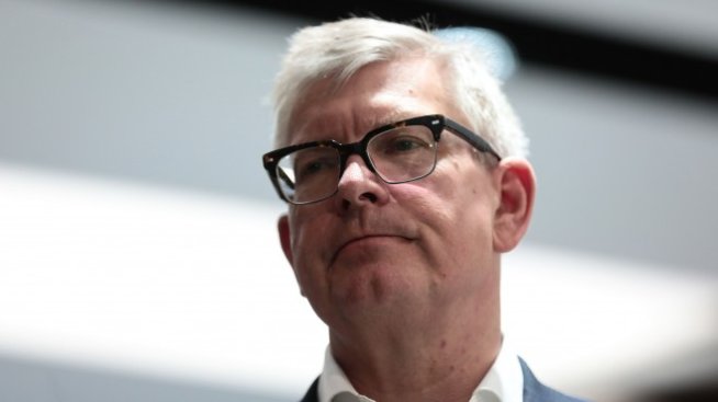 Защо Ericsson защитава Huawei пред собственото си правителство?