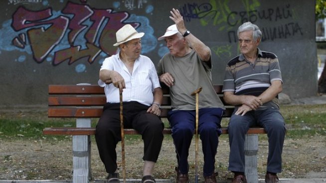 Населението на България падна под 7 милиона души в края на 2019 г.