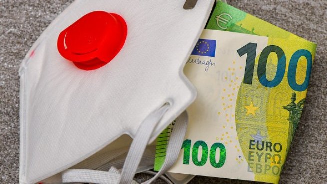 Еврозоната засега е спасена и без еврооблигации
