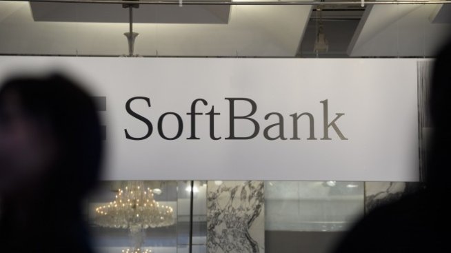 Интернет бизнесът на SoftBank ще инвестира близо 5 млрд. долара в технологии