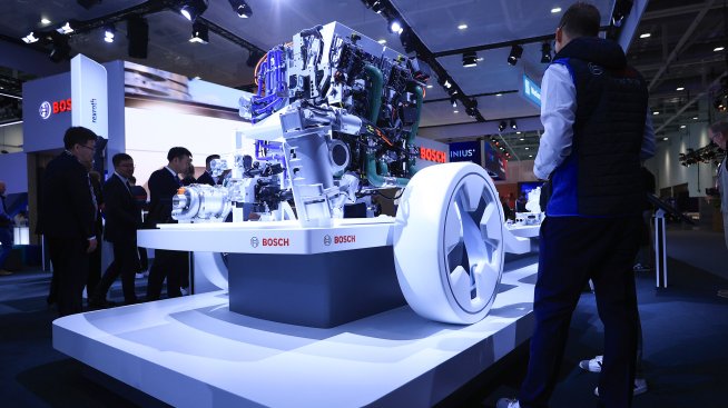 Европейските доставчици на авточасти искат от ЕС защита за местно изградените компоненти