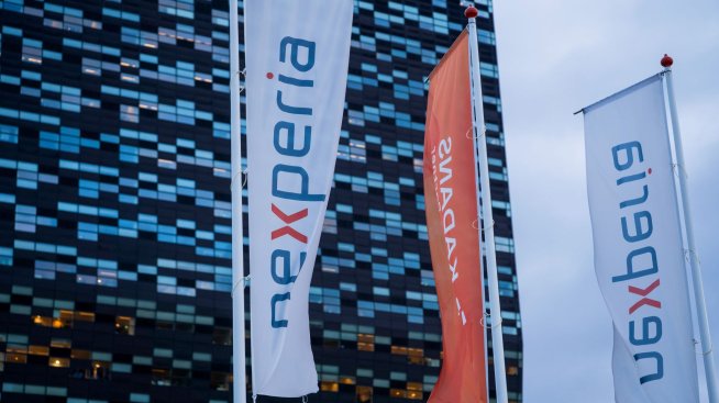 Китай подновява доставките на чипове на Nexperia в Европа