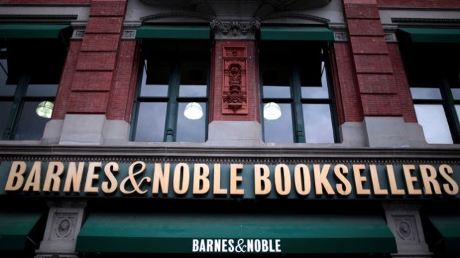 Barnes & Noble уволни главния си изпълнителен директор