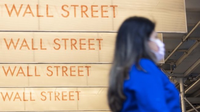 Очаквано Wall Street отвори със силни спадове*