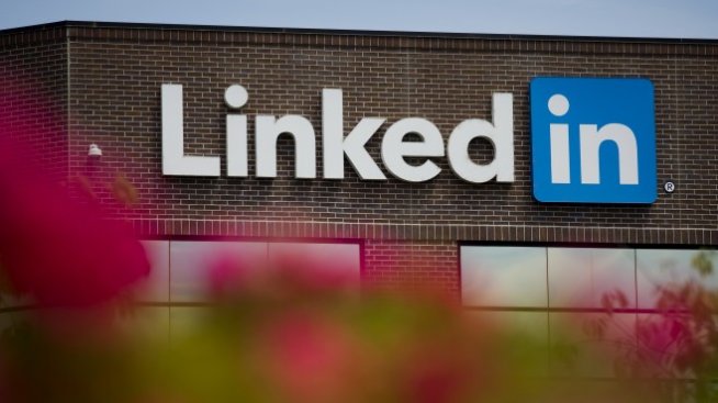 LinkedIn и руските власти не успяха да си стиснат ръцете
