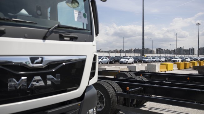 Traton иска да подобри рентабилността си чрез съкращения на разходите